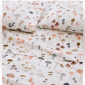 Garnet Hill Mushroom Printed King Pillowcases